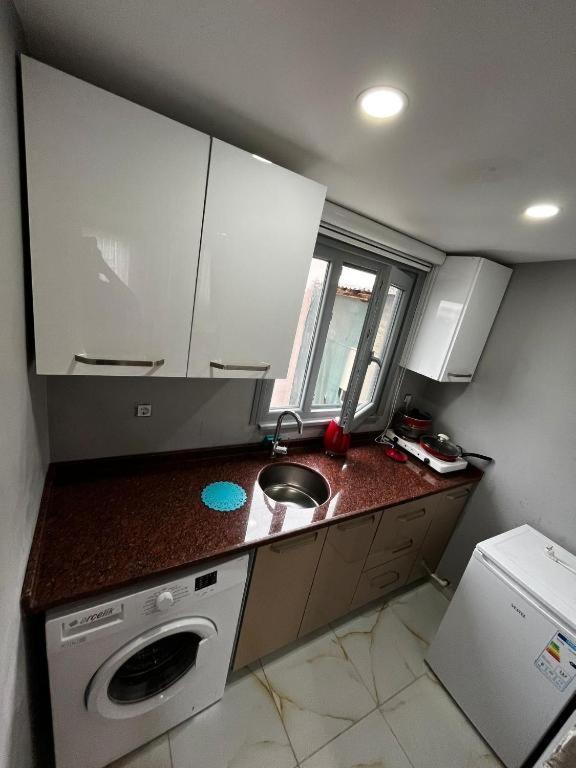 Enes & Suites Inn Istanbul Ngoại thất bức ảnh