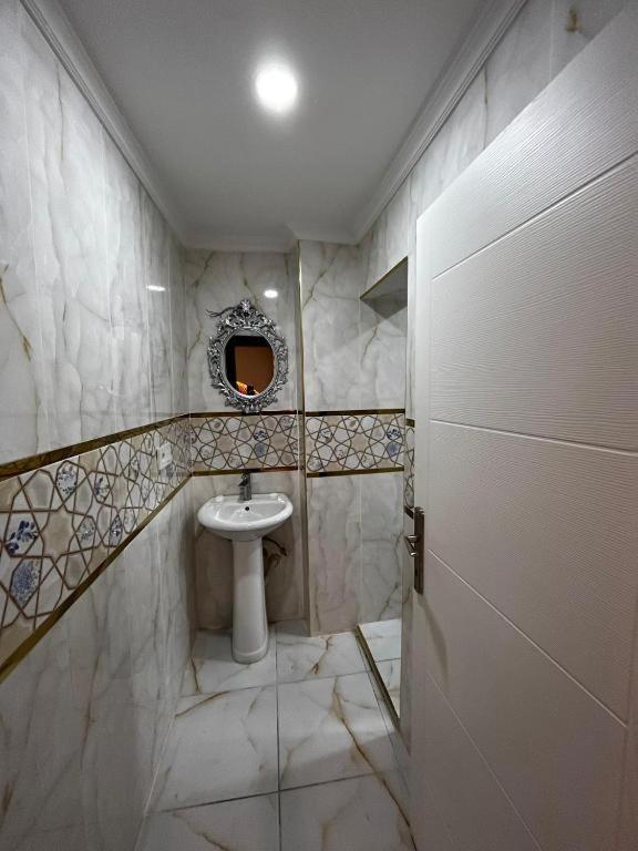 Enes & Suites Inn Istanbul Ngoại thất bức ảnh